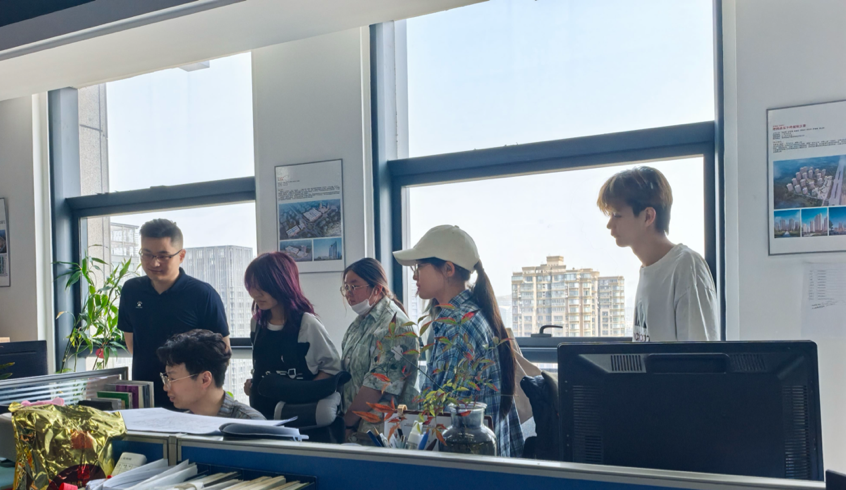 我院师生赴实习基地开展实习活动